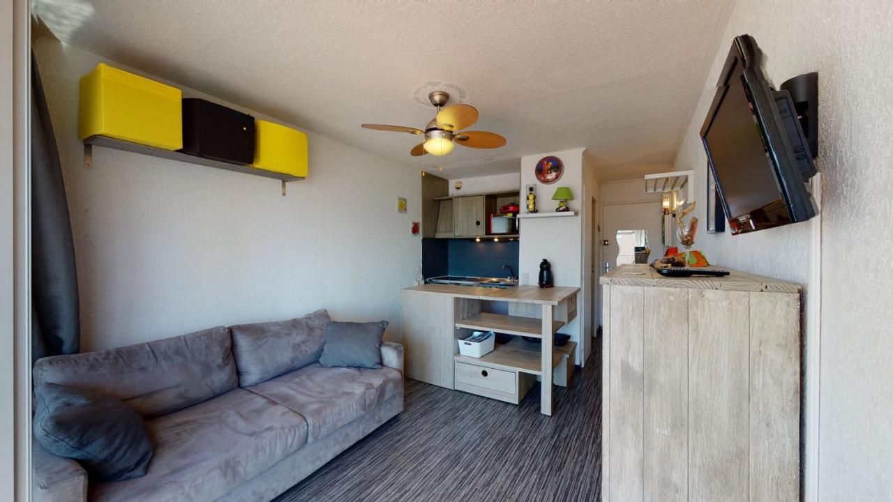 Studio Avec Belle Vue Sur Le Port Apartment Agde Exterior photo