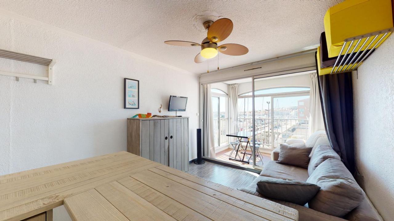 Studio Avec Belle Vue Sur Le Port Apartment Agde Exterior photo